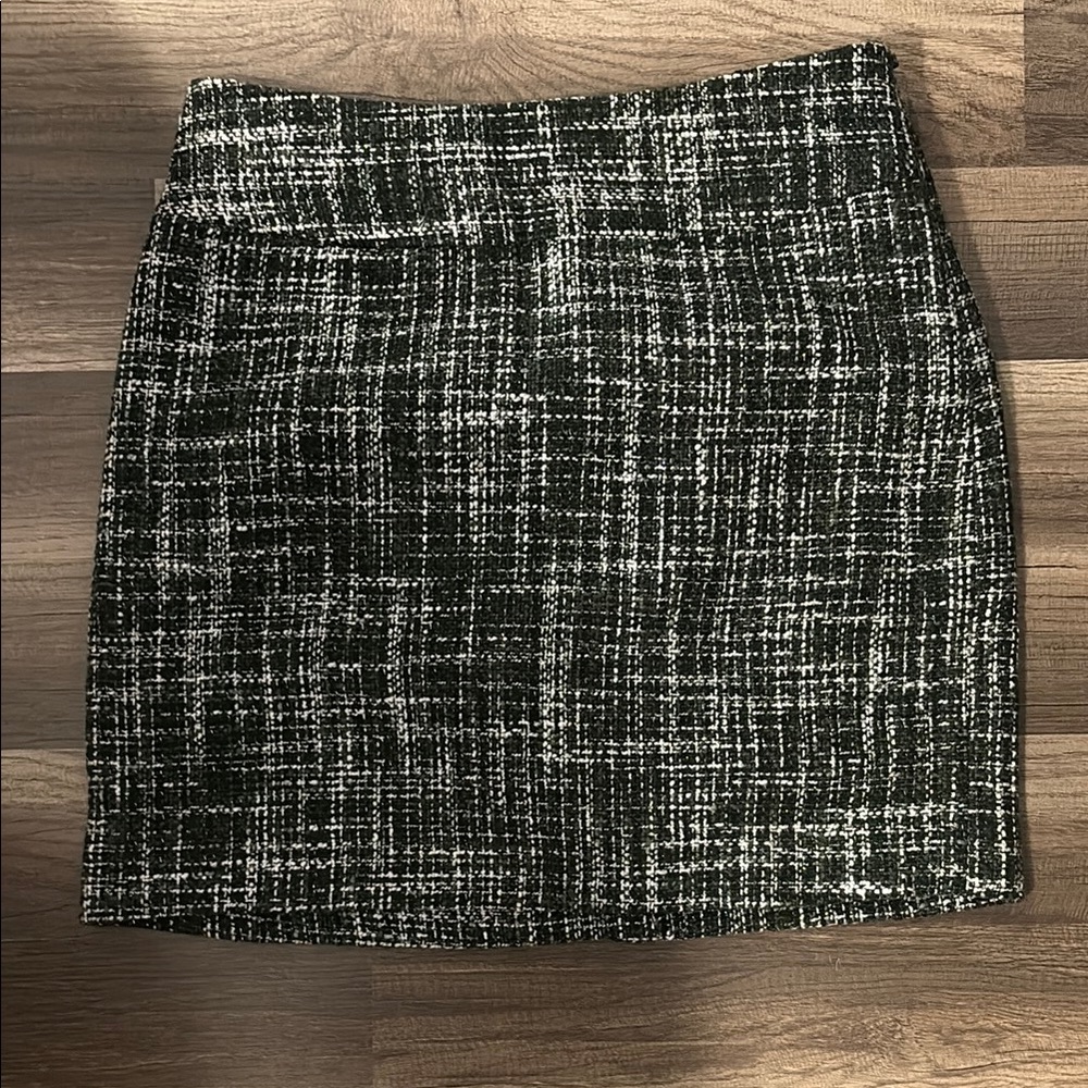 The Limited Black and White Mini Pencil Skirt